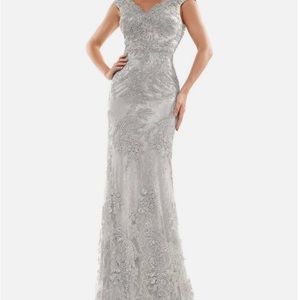 Marsoni by Colors MV1030 Embroidered V Neck Trumpet Dress Size 8 Silver